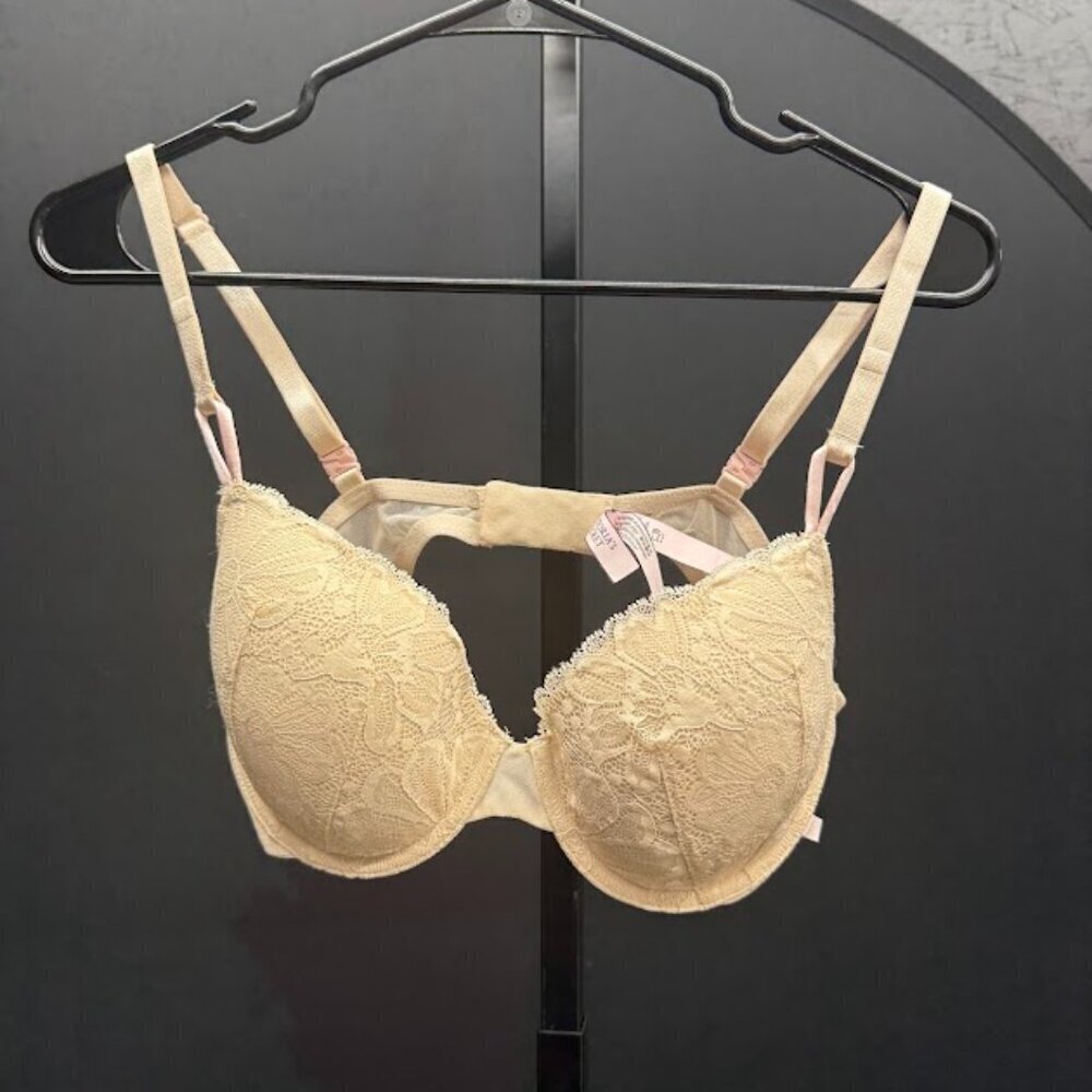 Victoria's Secret Lined Demi Nude Lace Bra